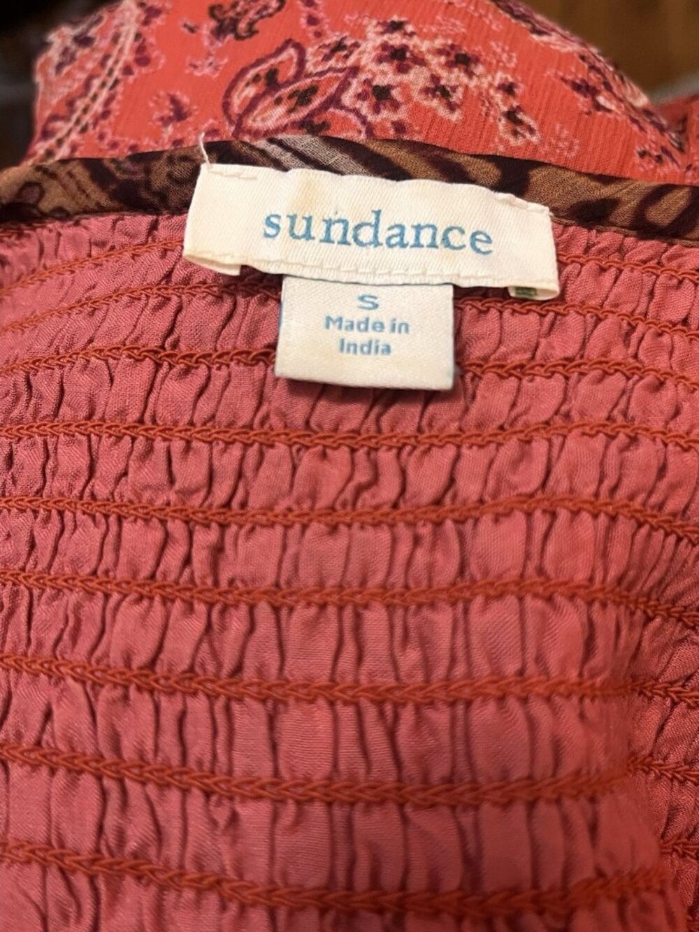 Sundance Long Sleeve Viscose Crinkle Top Sz S Boho Smocked Paisley Peasant V Nec - Picture 8 of 9